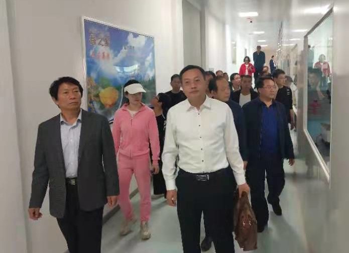 太原農村農業局近五十人到我司參觀調研